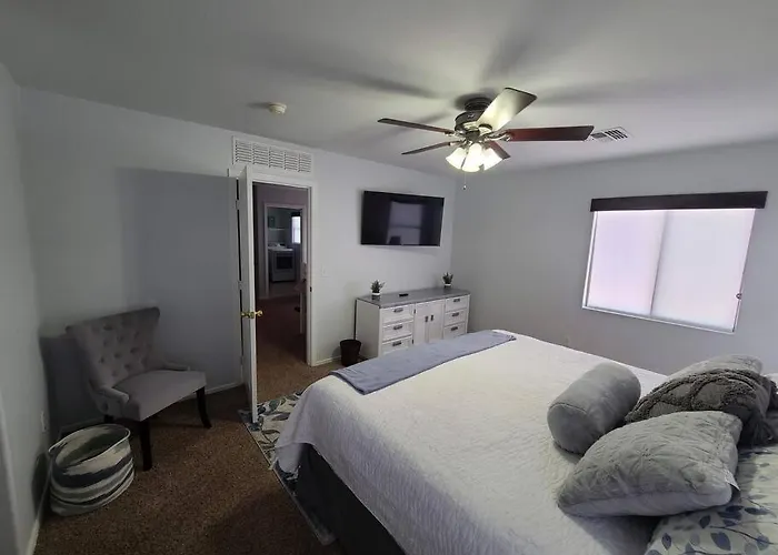 East Hideaway Holiday home